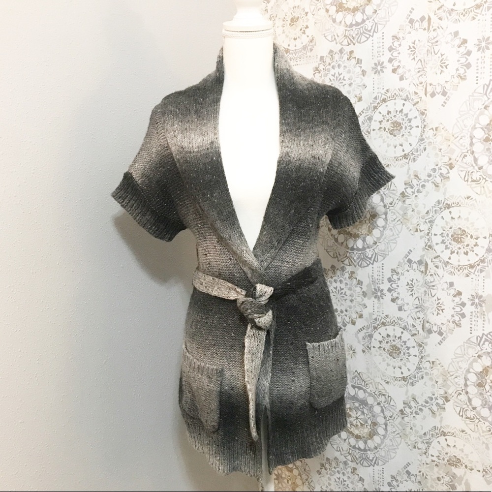 Cache belted cardigan